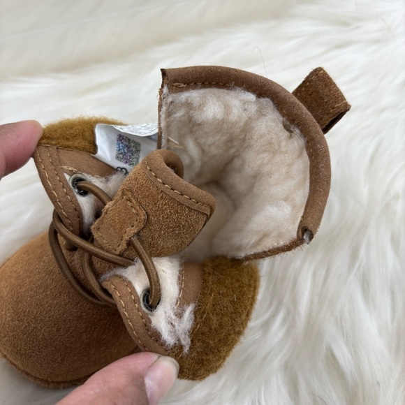 UGG Brown Ankle Boots with Plush Lining - Picture 6 of 7